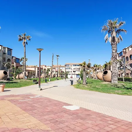Apartament Les Caraibes Du Levant By Interhome