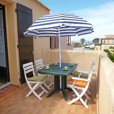 Apartment Les Caraibes Du Levant By Interhome Le Barcares