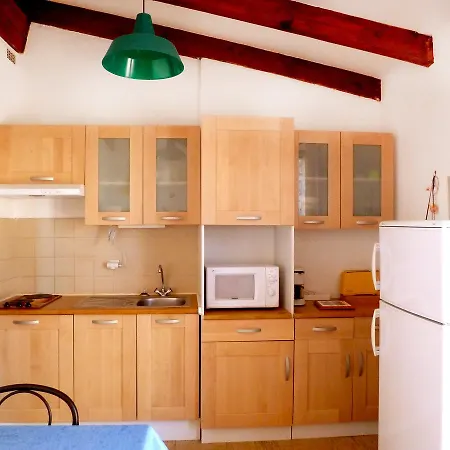 Les Caraibes Du Levant By Interhome * Le Barcares